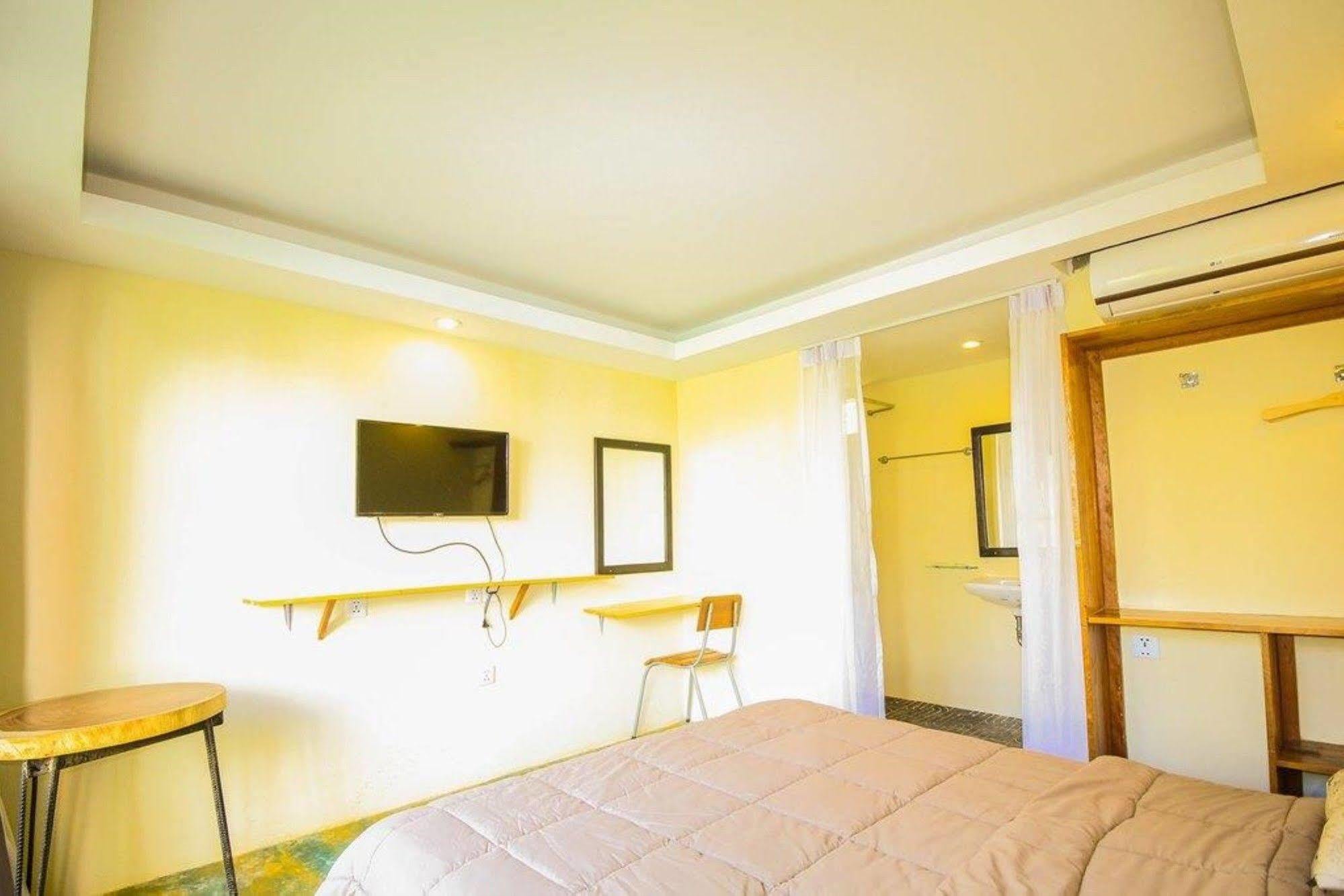 Day Day Inn Сиемрип Экстерьер фото
